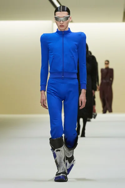 Look 40